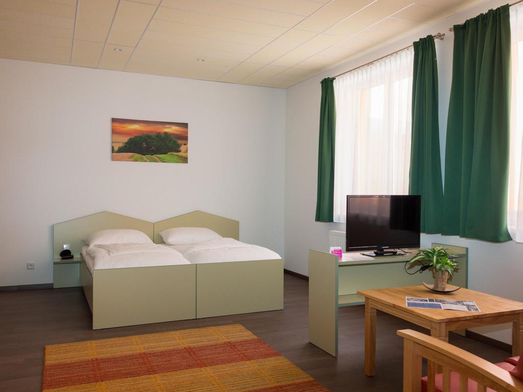 Winrooms "Hotel&Appartement" Bécsújhely Kültér fotó