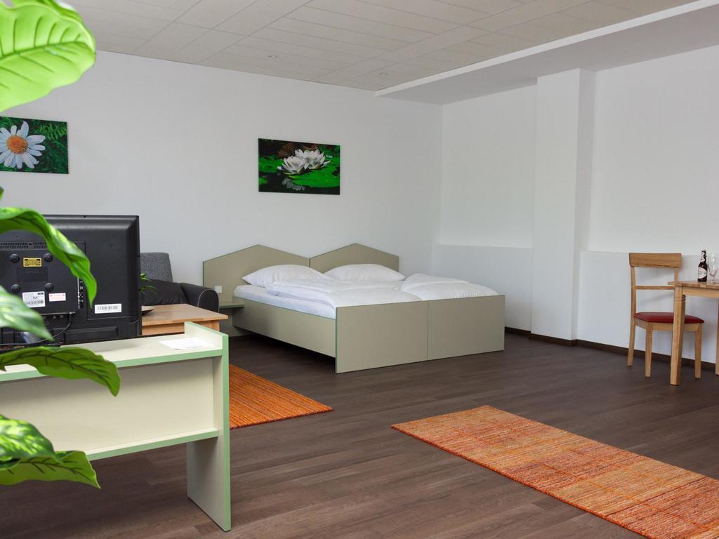 Winrooms "Hotel&Appartement" Bécsújhely Kültér fotó